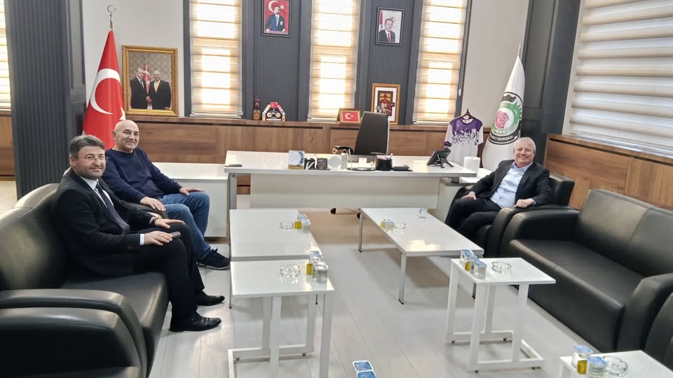 Afyonkarahisar Ticaret Borsası Başkanı Mehmet Mühsürler, Eski Milletvekili Mahmut Koçak'ı Ağırladı