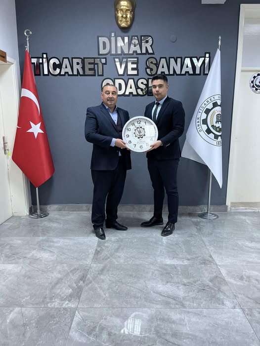 ÖZGÜVEN TRAKTÖR Dinar'da Faaliyetlerine Başladı