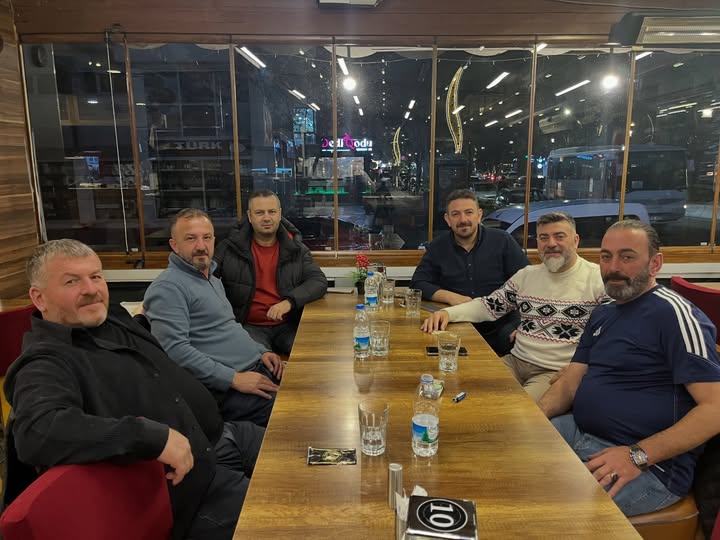 Afyonkarahisar Berberler ve Kuaförler Odası Başkanı Suat Uygur, Trabzonlu Meslektaşlarıyla Bir Araya Geldi