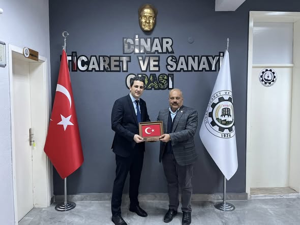 Dinar'da Ziraat Bankası'nın Yeni Yönetimi Ticaret ve Sanayi Odası'nı Ziyaret Etti