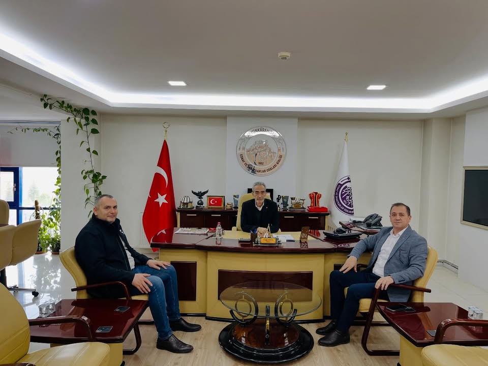 Başkan Cengiz Üstün'e Beyaz Belge ve Afyon Yerel Haber'den Ziyaret