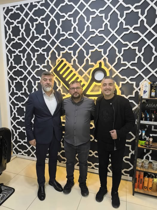 Afyonkarahisar'da Berberler ve Kuaförler Odası Başkanı Suat Uygur'dan Taziye Ziyareti