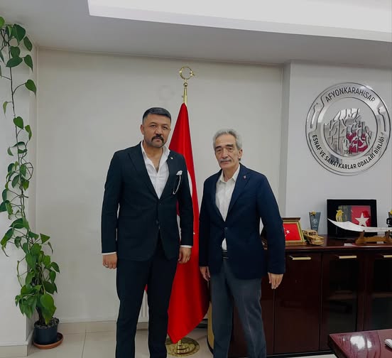 MHP Ülkü Ocakları Başkanı Mesut Çetinkaya, Afyonkarahisar Esnaf ve Sanatkarlar Birliği'ni Ziyaret Etti