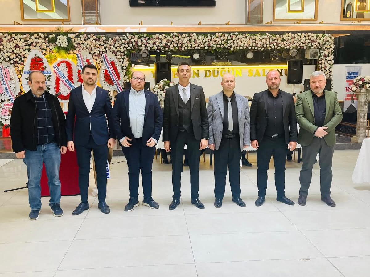 Ayakkabıcılar Esnaf ve Sanatkarlar Odası Başkanı Mehmet Zengin Oldu