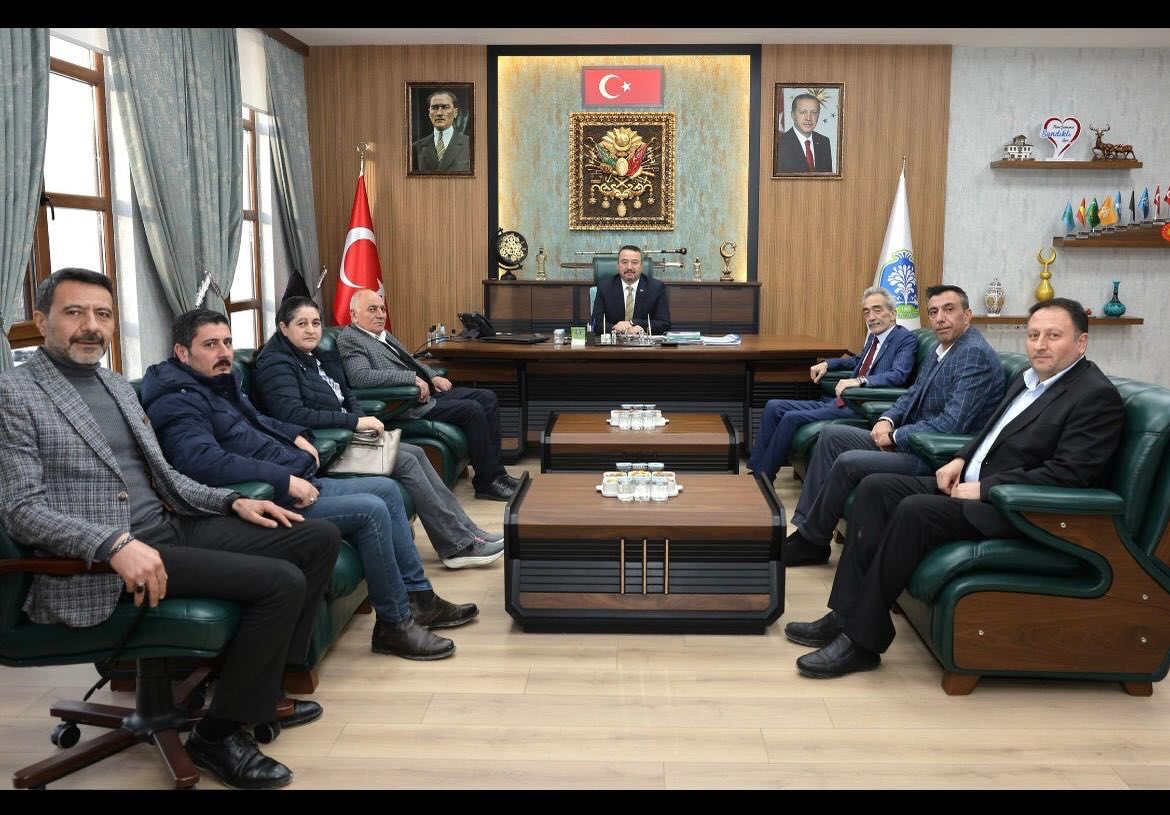 ESOB Başkanı Cengiz Üstün’den Sandıklı Belediye Başkanı Adnan Öztaş’a Ziyaret