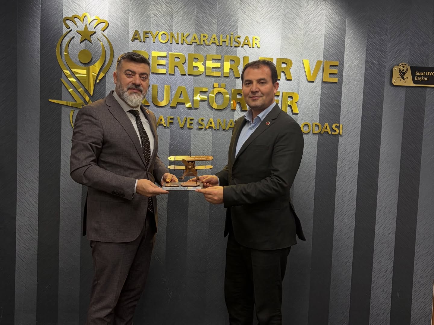 Nuribey Belediye Başkanı Halil Kaya’dan Suat Uygur’a Hayırlı Olsun Ziyareti