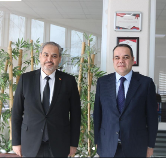 Rektör Prof. Dr. Adem Aslan’dan İşadamı Önder Artuk’a Nezaket Ziyareti