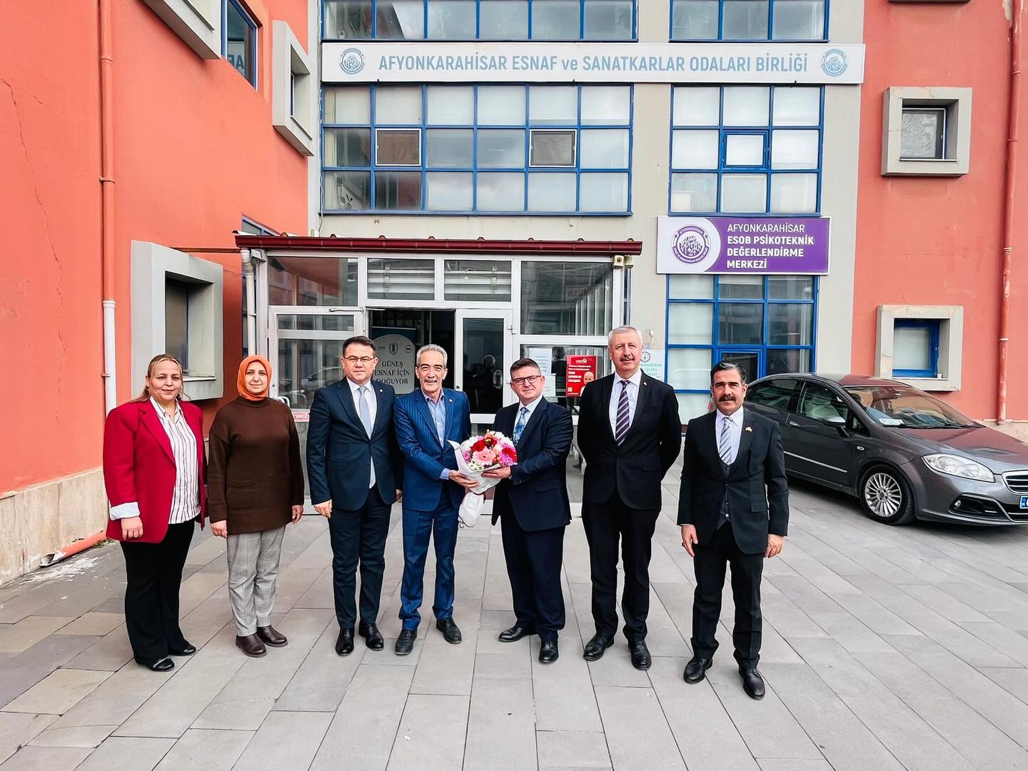 Afyonkarahisar Defterdarı Gündüz’den ESOB’a Vergi Haftası Ziyareti