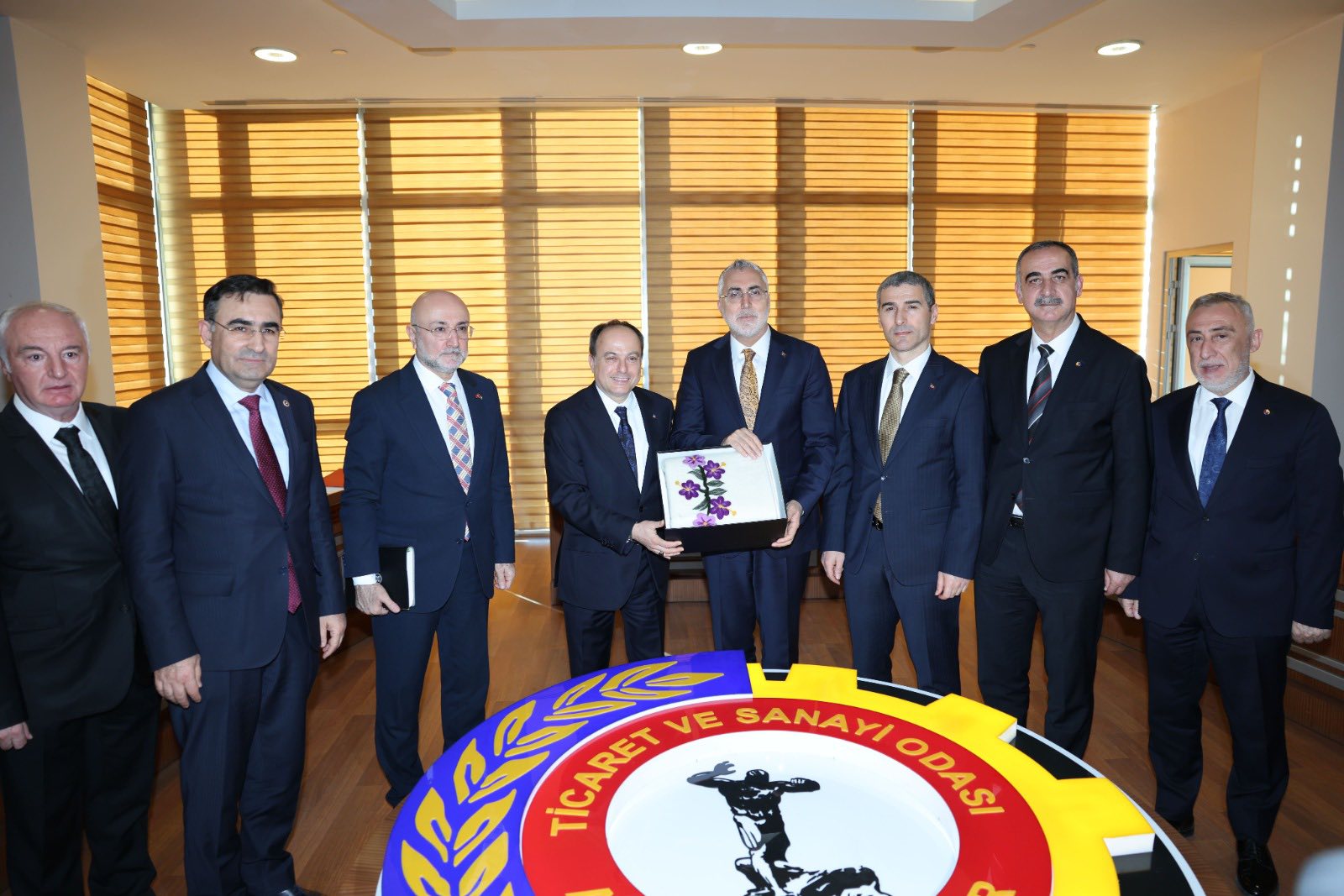 Afyon'un İş Dünyası Bakan Işıkhan'a Taleplerini İletti