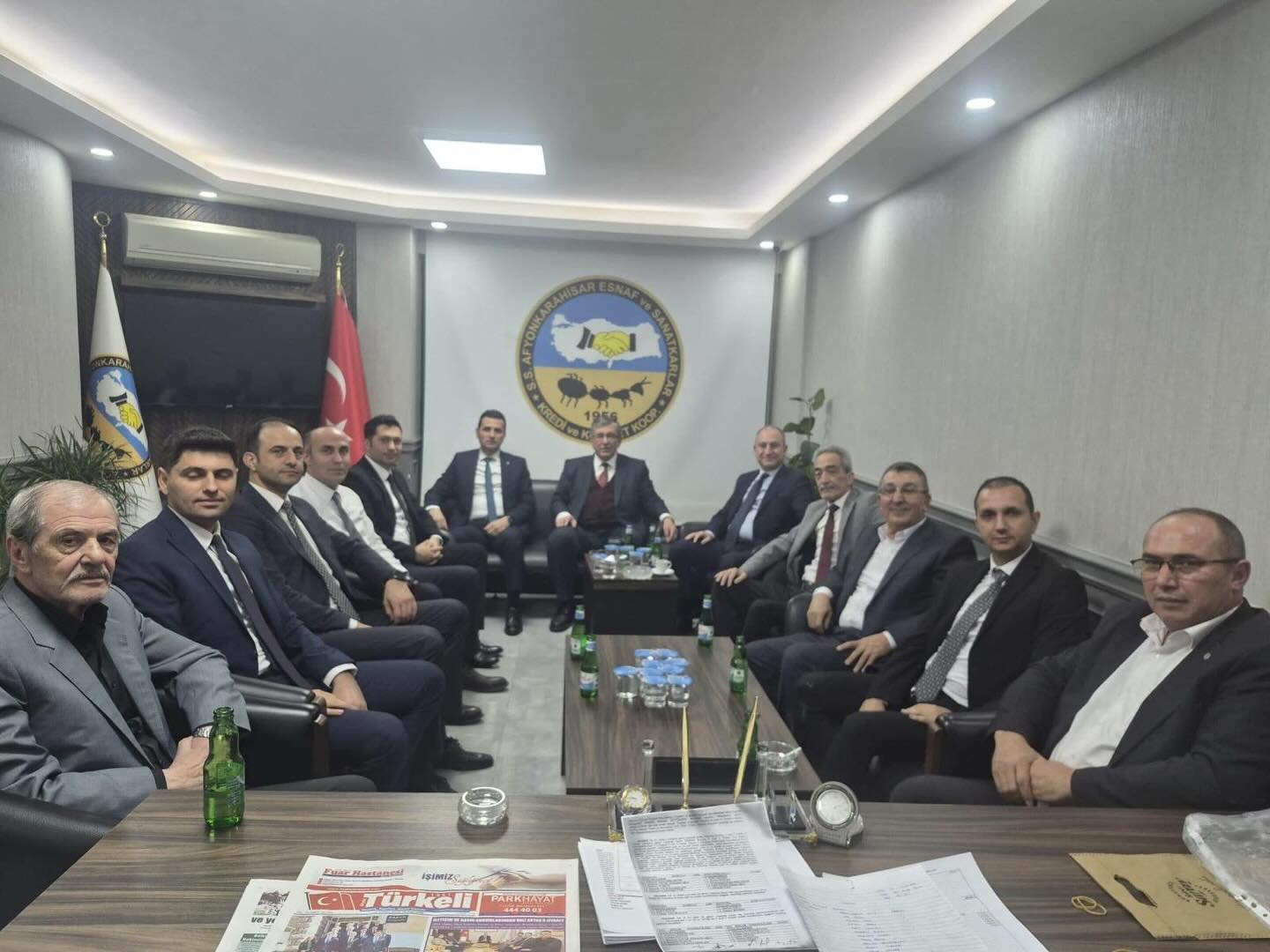 Başkan Üstün ve Heyetinden Esnaf ve Sanatkarlar Kooperatifine Ziyaret