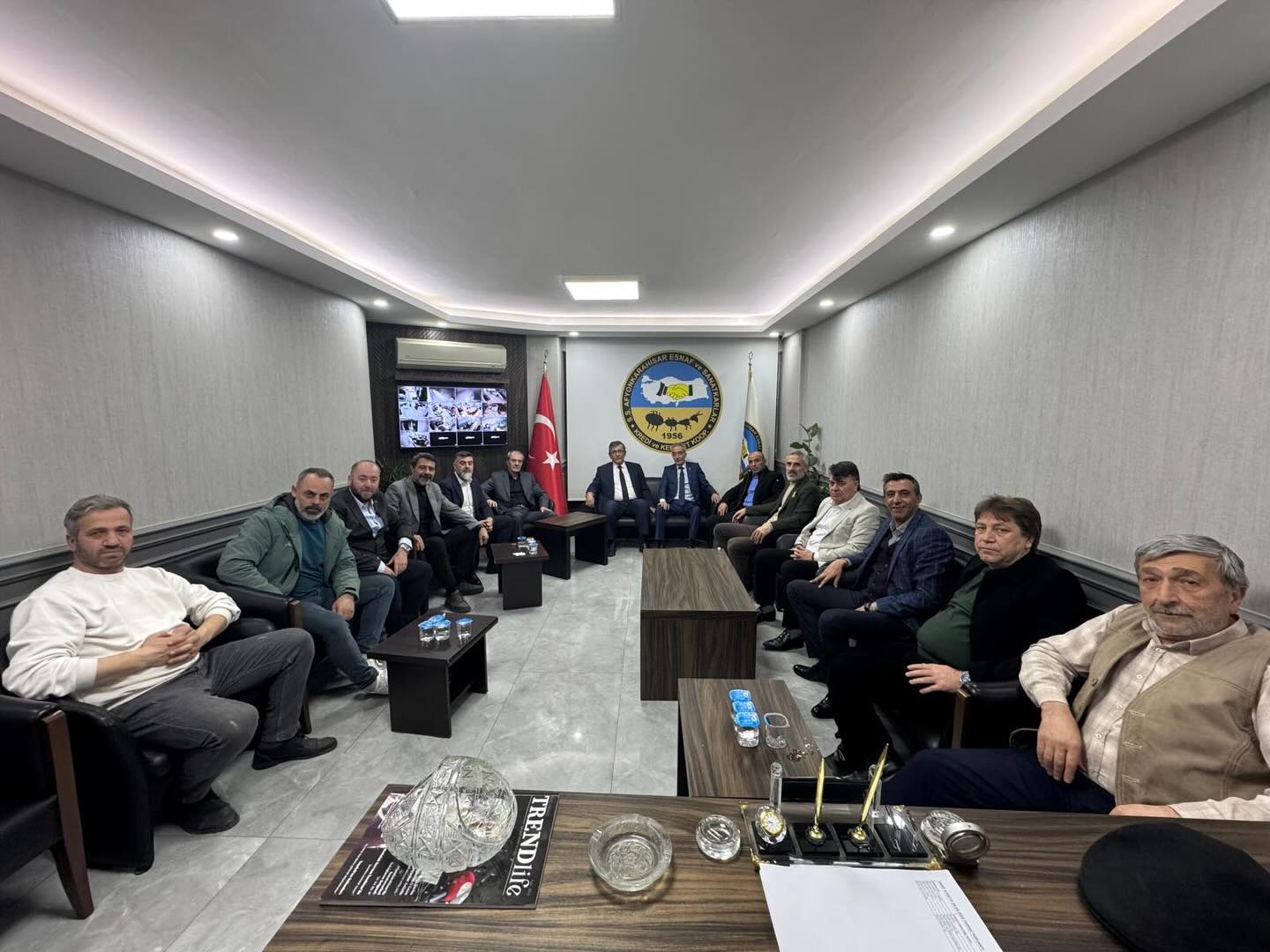 Başkan Cengiz Üstün ve Oda Başkanları Haftalık Toplantıda Bir Araya Geldi