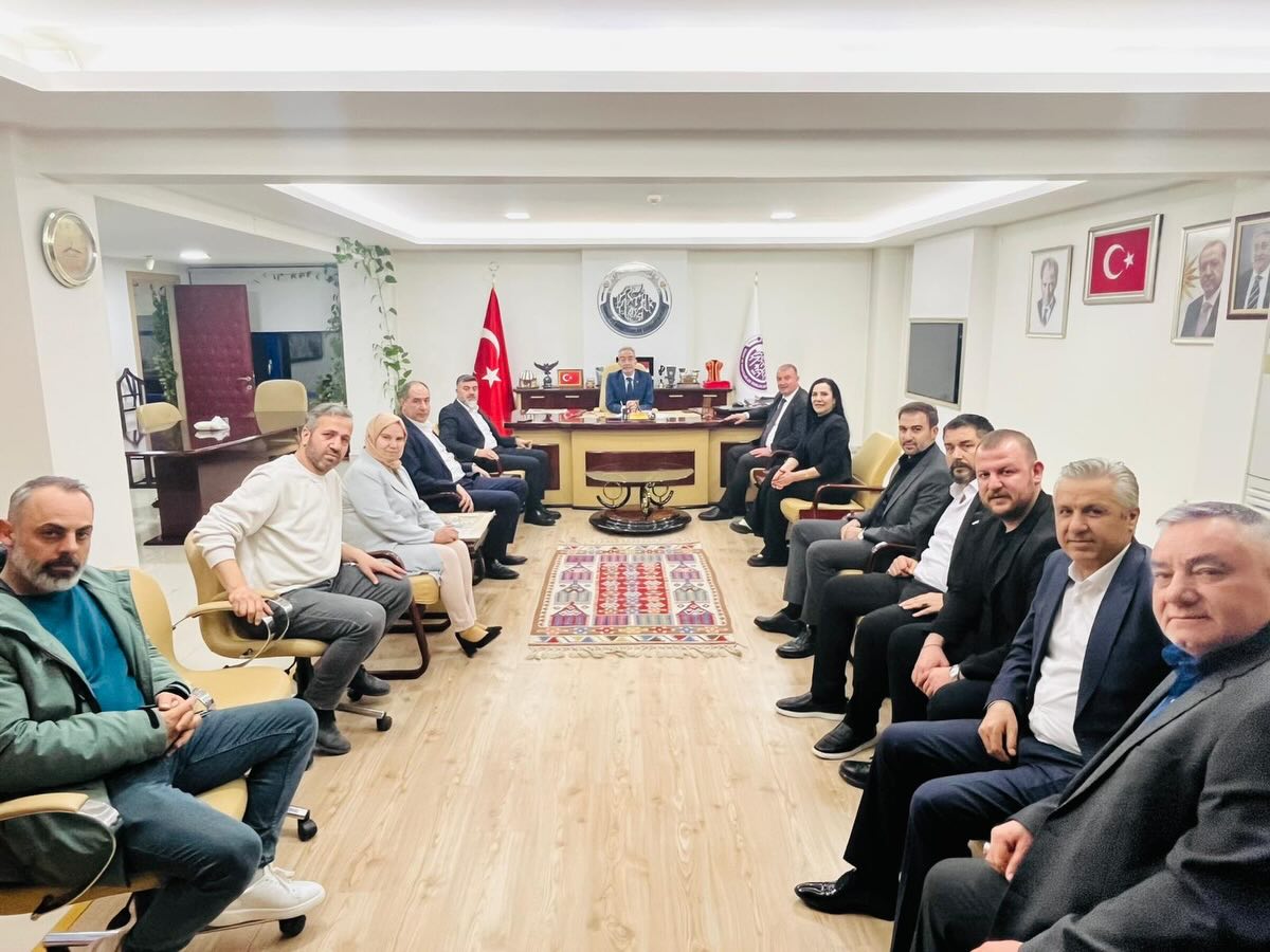 Esnaf Teşkilatlarından Başkan Üstün’e Ziyaret