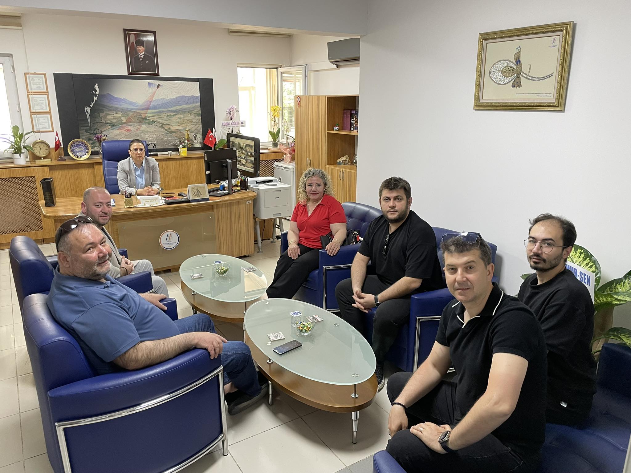 Afyon Kahveciler ve Çay Ocakları Esnaf Odası’ndan İl Tapu Müdürü Cengiz’e Ziyaret