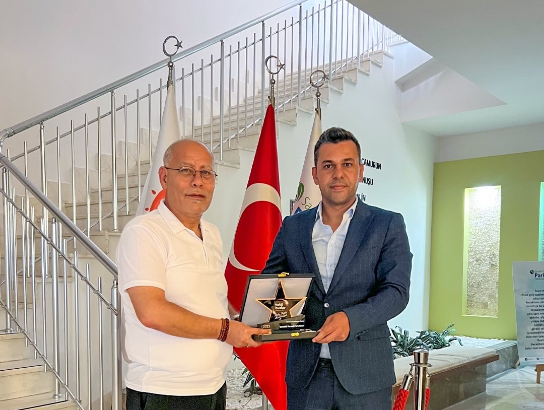 Sandıklı Thermal Park’a “2025 Sezonu Memnuniyet Başarı Ödülü”